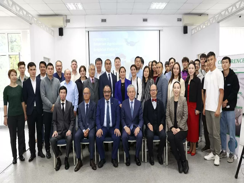 الإيسيسكو والمنظمة الإسلامية للأمن الغذائي .. تطلقان مشروعا لتعزيز «الزراعة الذكية» بوسط آسيا