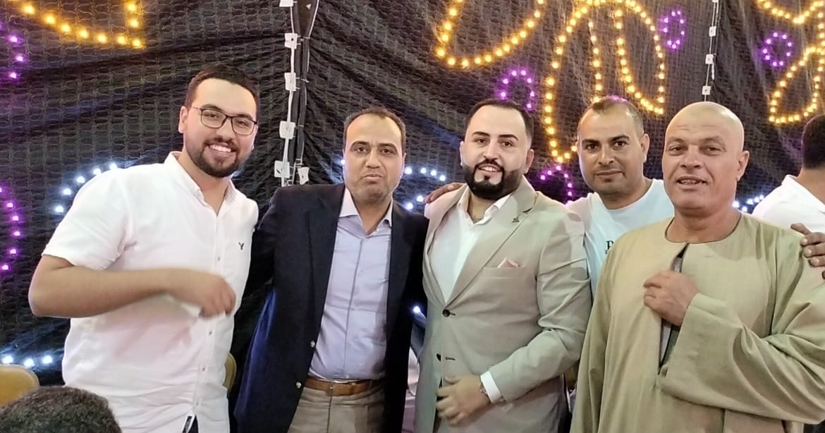 تهنئة بالخطوبة من المحاسب ممدوح جاب الله .. للدكتور محمد إبراهيم أبو علي