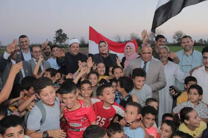 استقبال حافل للنائبة نيفين الكاتب في زاوية غزال.. احتفالاً بإنهاء إجراءآت مدرسة «المنوفي»