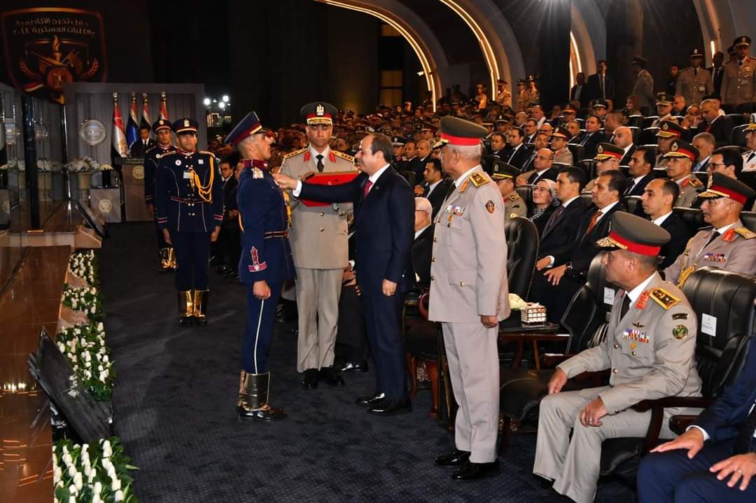 السيسى الإنسان يصدق على تعيين يوسف أشرف ضابطا بالقوات المسلحة