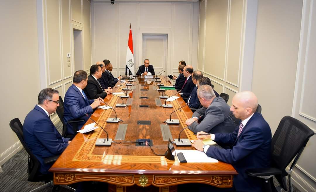 وزير الخارجية يبحث مع القيادات تعزيز آليات العمل الدبلوماسى بما يحقق المصالح الوطنية