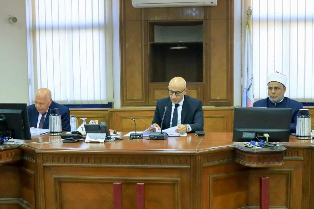 تفعيل دور صندوق الرعاية الاجتماعية للمعلمين بالمهن التعليمية ومعاونيهم بالتربية والتعليم والأزهر الشريف 
