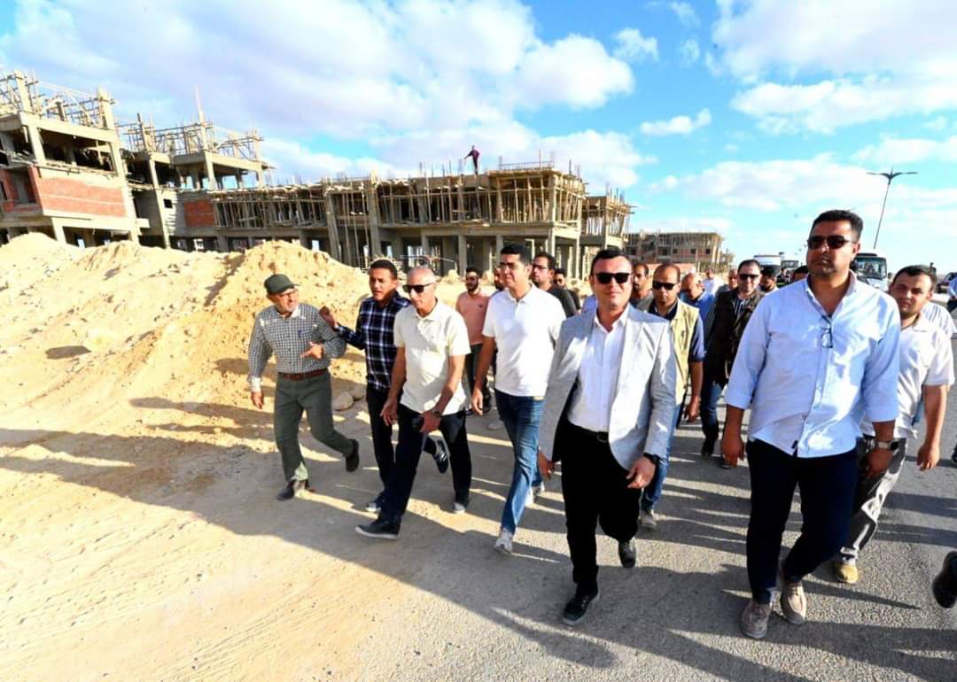 وزير الإسكان : "عايز شغل 24 ساعة فى وحدات "سكن كل المصريين" بالعلمين الجديدة