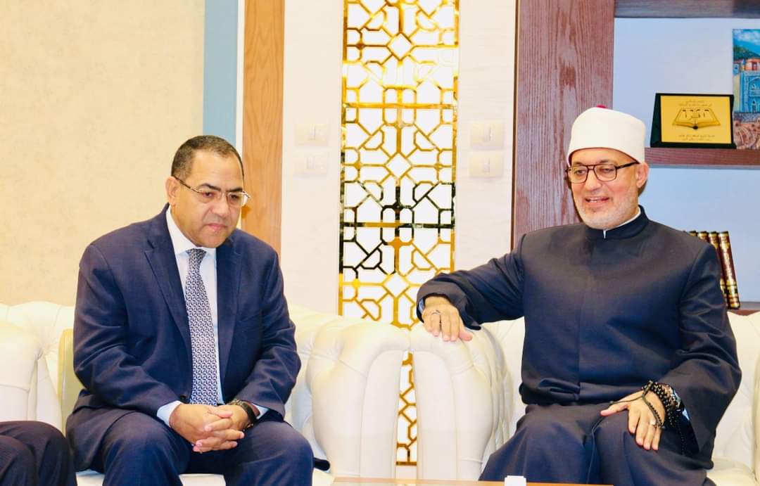 مفتي الجمهورية: التعاون مهم مع "المركزي للتنظيم والإدارة" لتحقيق أعلى درجات التميز المؤسسى