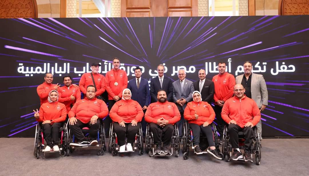 عمرو طلعت وأشرف صبحى يكرمان أبطال بارالمبياد باريس 2024 من أبناء المصرية للاتصالات