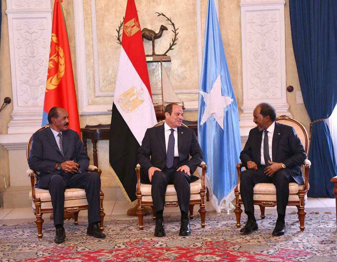 اتفاق مصر وإريتريا والصومال على إنشاء لجنة ثلاثية مشتركة من وزراء الخارجية للتعاون الإستراتيجى فى كافة المجالات