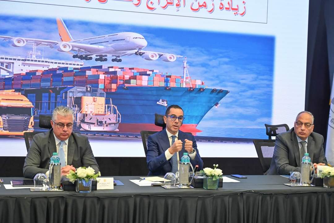 الخطيب : نستهدف مضاعفة حجم الصادرات المصرية للأسواق العالمية بتنفيذ المزيد من الإصلاحات للسياسات المالية