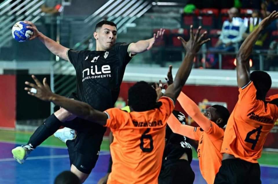 الزمالك يفوز على الصداقة الكاميرونى 30-14 فى بطولة إفريقيا لكرة اليد