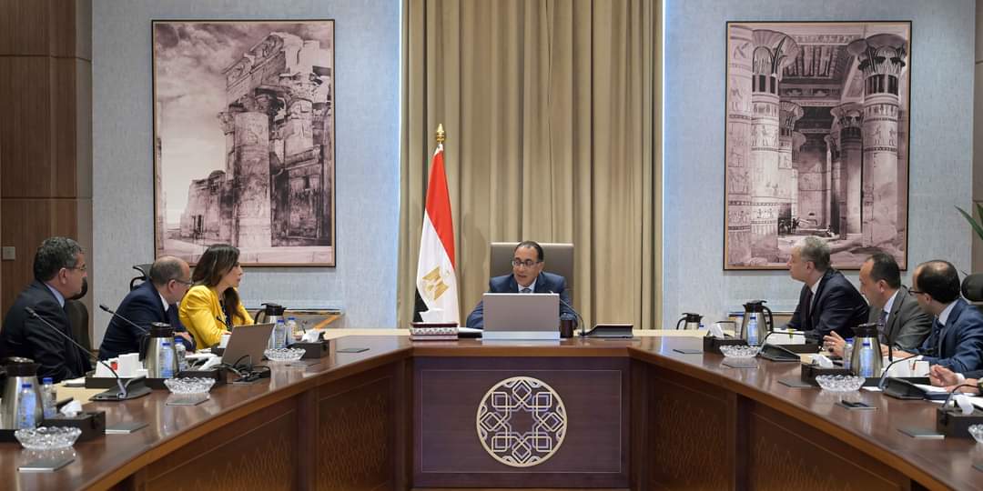 رئيس الوزراء يتابع موقف المرحلة الأولى من المبادرة الرئاسية "حياة كريمة" واستعدادات المرحلة الثانية