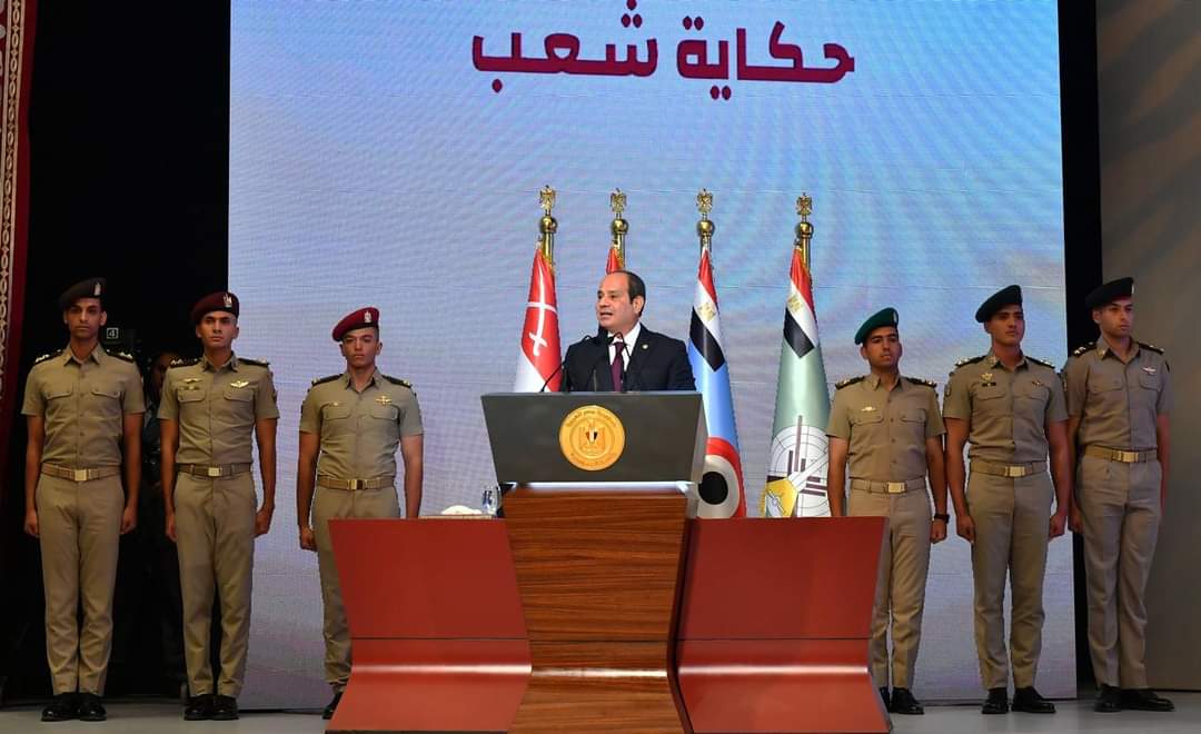 الرئيس : بناء قدرات القوة الشاملة للوطن.. السبيل الوحيد لصون السلام وردع أى محاولة للتفكير فى الاعتداء عليه