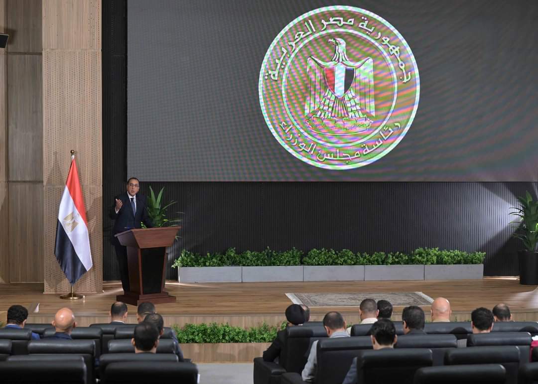 مدبولى : سبتمبر الماضي سجّل رقما قياسيا لتحويلات المصريين بالخارج