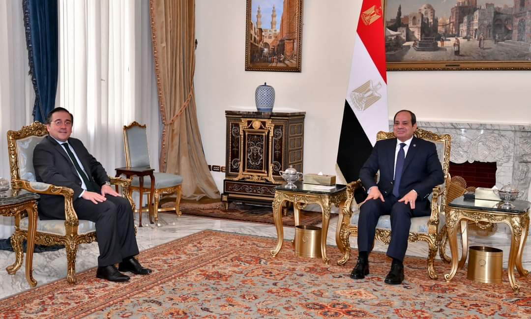 الرئيس يثمن المواقف الإسبانية الإيجابية من قضايا المنطقة وفي مقدمتها القضية الفلسطينية