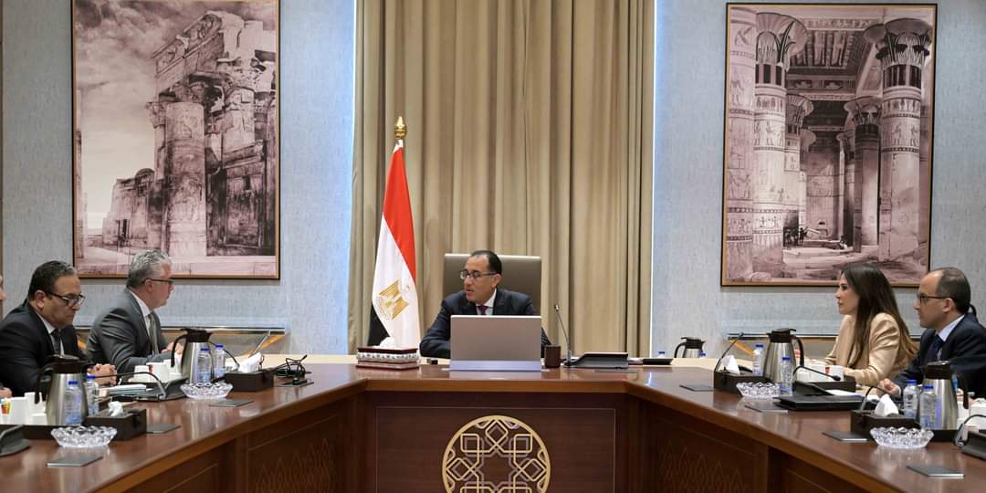 مدبولى : المنطقة الاقتصادية لقناة السويس..أحد القطاعات الواعدة لتلبية احتياجات السوق المحلية والتصدير للخارج