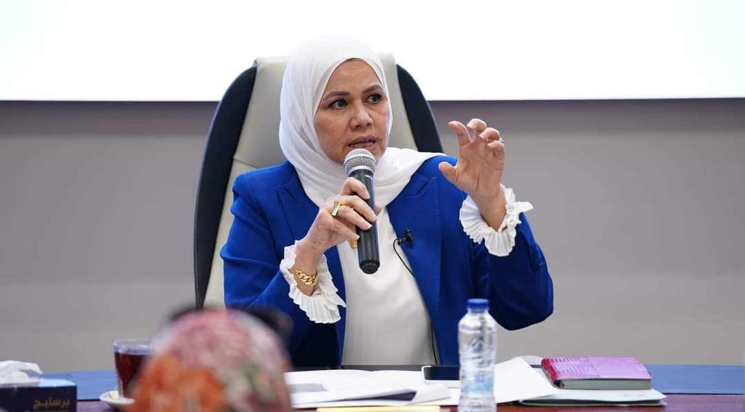 رئيس الضرائب:الاهتمام بوضع سياسات ضريبية منضبطة وأكثر تأثيرا على جذب الاستثمارات