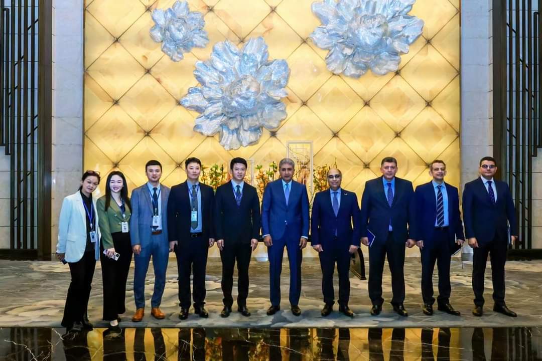 وزير السياحة يلتقى نائب الرئيس التنفيذى لمجموعة Dalian Wanda الصينية للفنادق والمنتجعات
