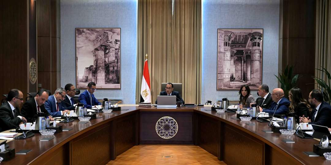 رئيس الوزراء : حريصون شد على وجود نظام قانوني خاص يحكم مناطق المال والأعمال في الدولة - الخبر لايف