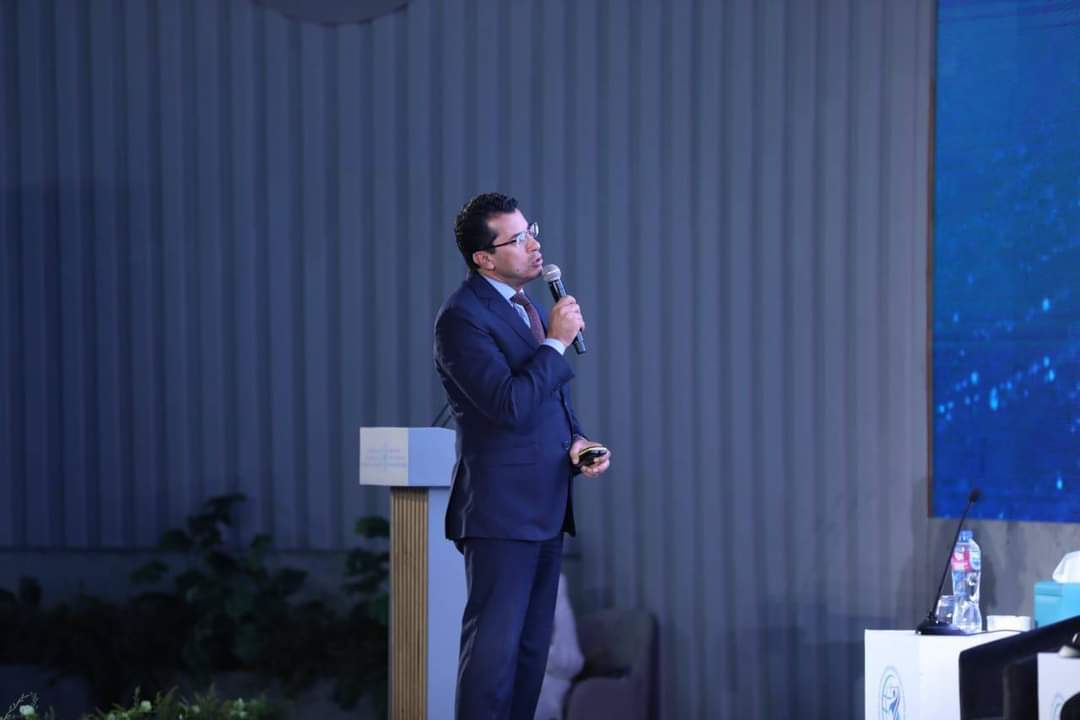 د. خالد عبدالغفار: الصحة والرياضة.. محوريين رئيسيين ضمن ملف التنمية البشرية