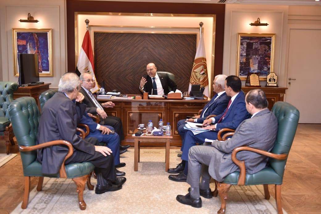 لجنة مُشتركة لتقديم الدعم والحماية للعمالة غير المنتظمة و"عمال التراحيل"