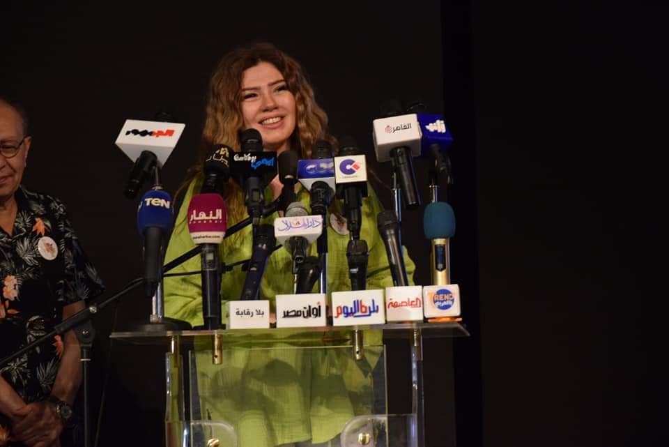 ميدو عادل: سعداء بنجاح مسرحية"مش روميو وجولييت"