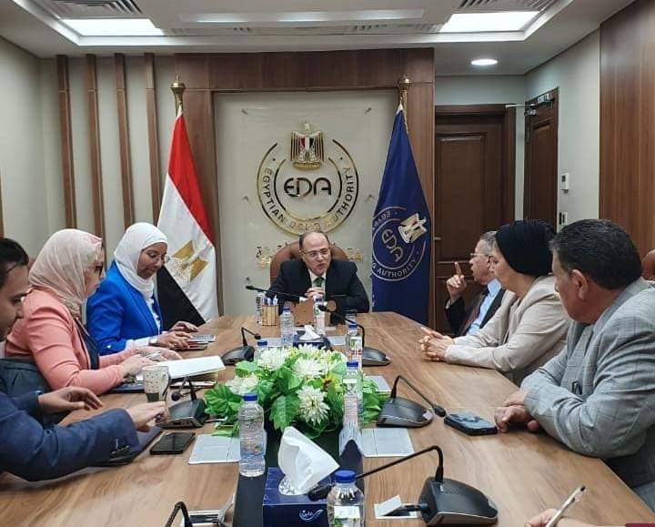هيئة الدواء المصرية تبحث سبل التعاون لتوفير دواء آمن وفعال للمصريين