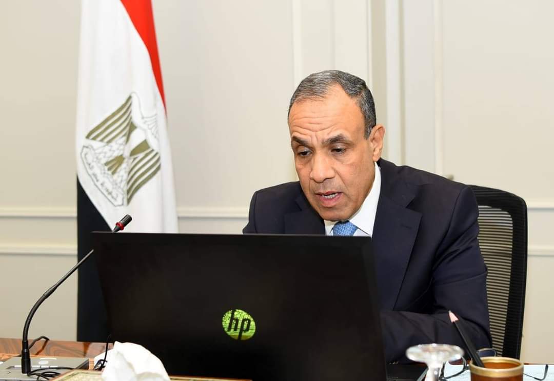 وزير الخارجية : تيسير الخدمات والمعاملات القنصلية لأبناء الجالية المصرية