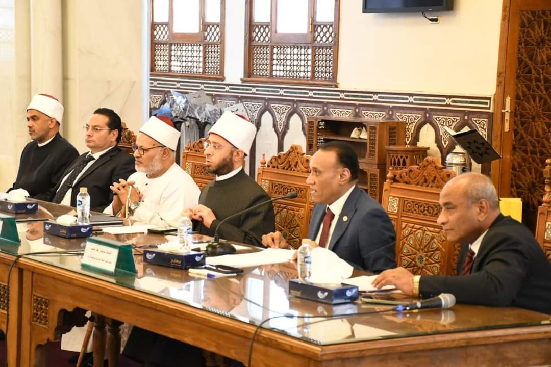 وزير الأوقاف يفتتح الموسم الثقافى بمسجد الرحمن الرحيم.. ويؤكد : اللغة العربية عصمة من الإلحاد والإرهاب