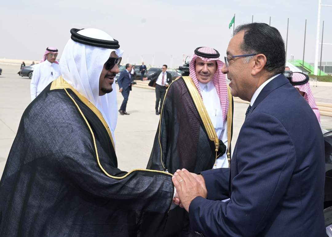 رئيس الوزراء يصل الرياض للمشاركة فى مؤتمر "مبادرة مستقبل الاستثمار"