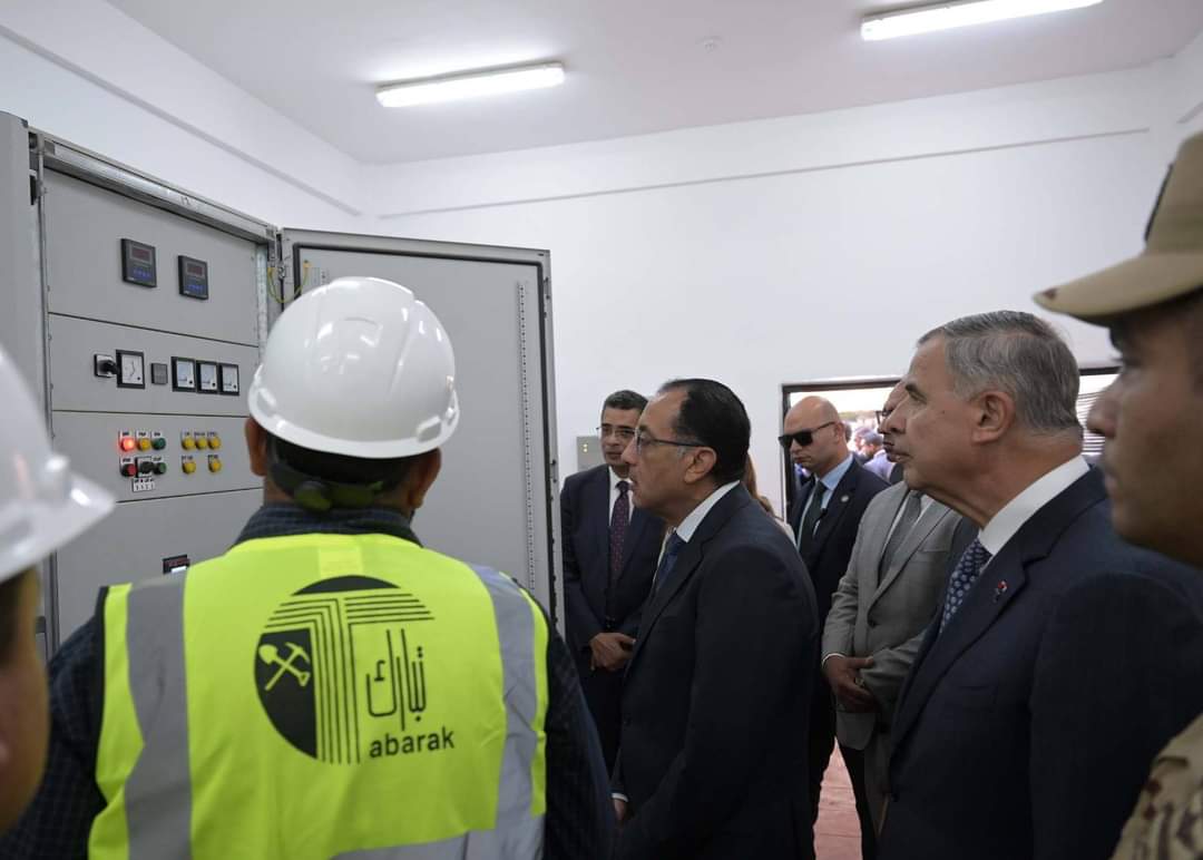 رئيس الوزراء يتابع مشروع الإستراتيجية المتكاملة لإدارة مياه الأمطار بالإسكندرية