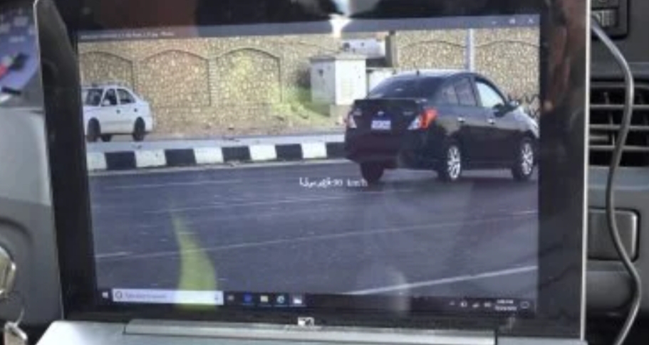 رادار المرور يلتقط 1152 سيارة تسير بسرعات جنونية