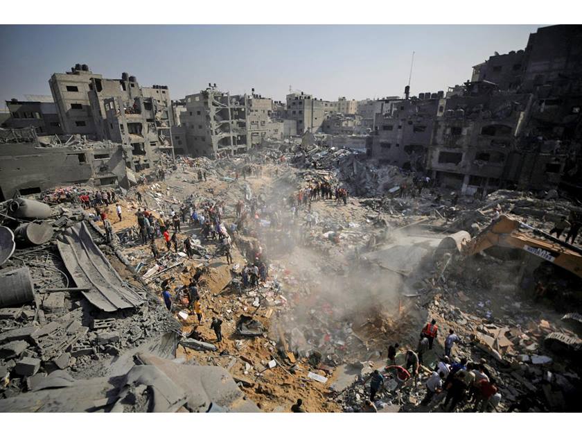 ارتفاع حصيلة ضحايا العدوان الإسرائيلي على غزة .. إلى 42175 شهيدا