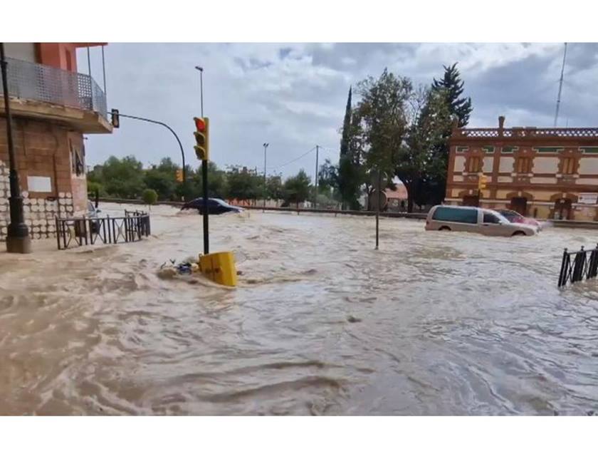 وفاة 13 شخصا .. في سيول مفاجئة جنوب شرق إسبانيا