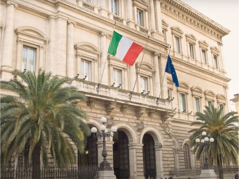 الدين العام الإيطالي .. يصل قرابة ثلاثة تريليونات يورو في أغسطس