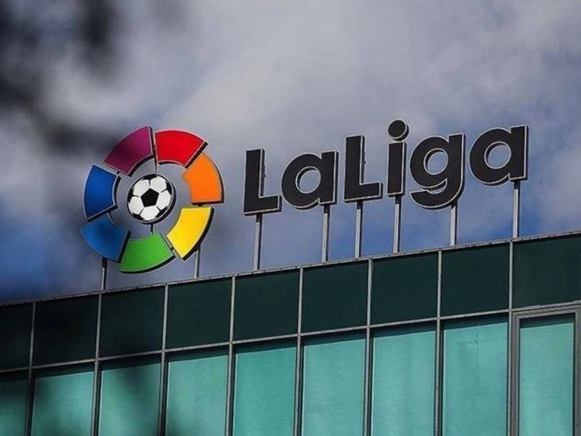 ريال مدريد يستضيف برشلونة غداً .. في «كلاسيكو» الدوري الإسباني