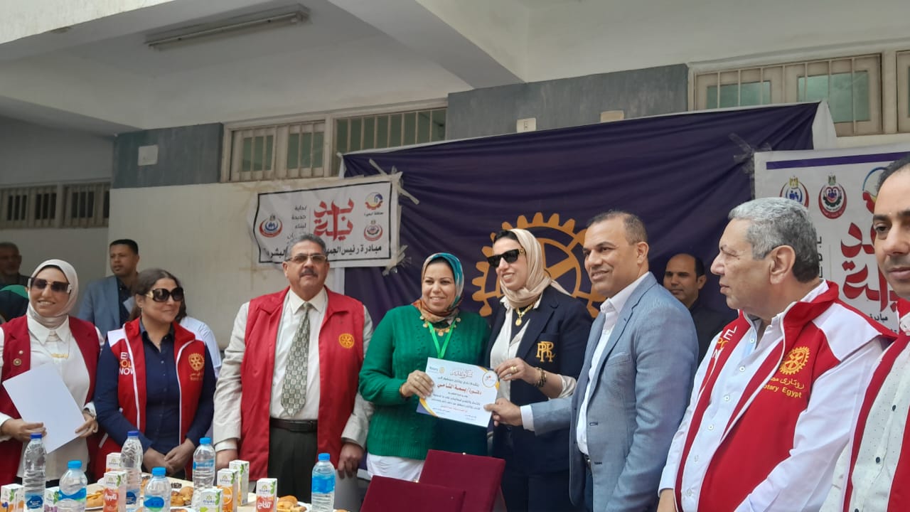 «افلاقة» البحيرة تستقبل المبادرات الرئاسية .. ومشاركة متميزة لإدارة الثقافة الصحية