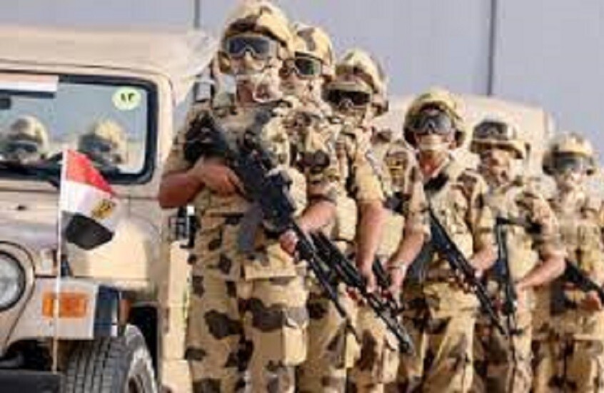 ممنوع استيراد ملابس مموهة تشبه زى الجيش