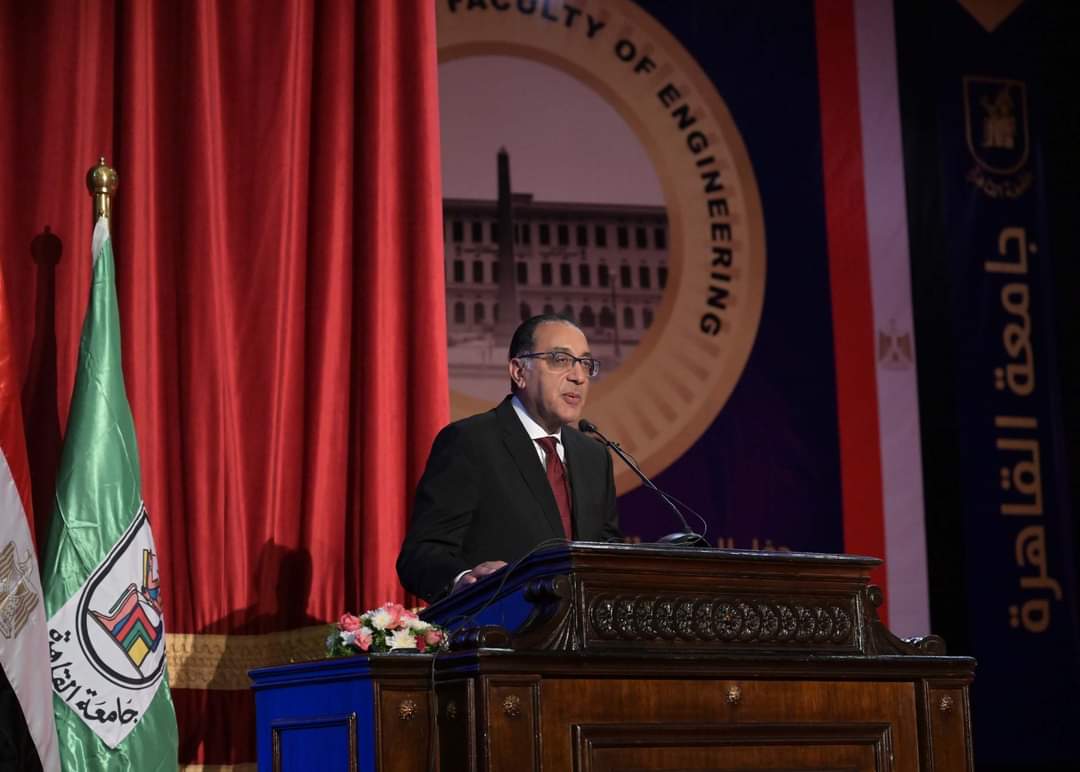 رئيس الوزراء : القطاع الهندسى في مصر رائد وعظيم