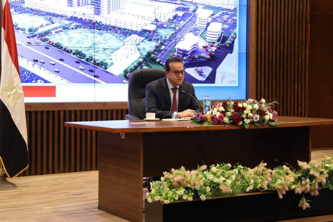 عبدالغفار: التوسع فى المشروعات الصحية وعلى رأسها معهد ناصر