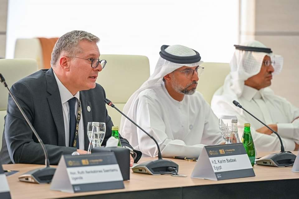 معرض أبوظبى للبترول : الاقتصادات الناشئة تتلقى 14% فقط من التمويل العالمي للتحول الطاقى