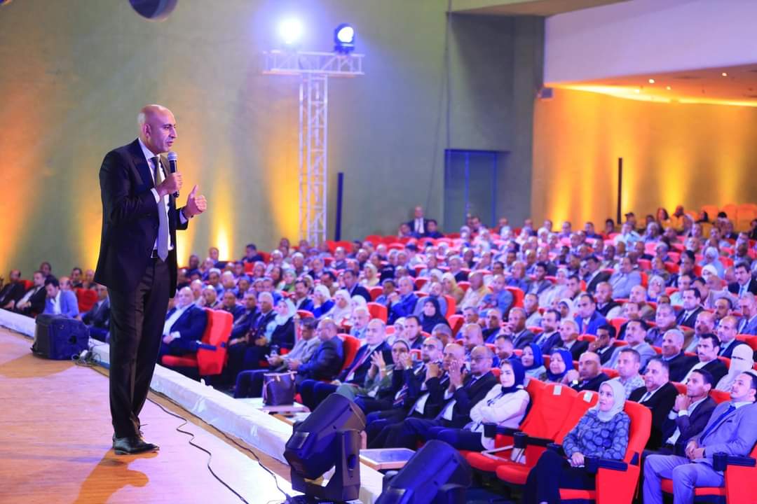 وزير التعليم : مديرو المدارس والمعلمون نجحوا بشكل مبهر فى مواجهة تحديات أكثر من 30 عاما