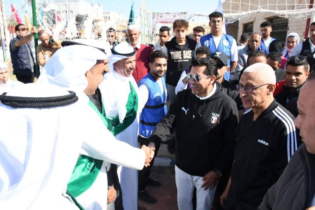 وزير الشباب ومحافظ شمال سيناء يفتتحان الملعب الخماسى