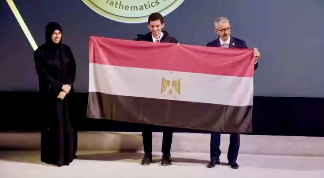 وزير التعليم يهنئ فريق مدارس "ستيم" الفائز فى  أولمبياد الرياضيات العربى بقطر