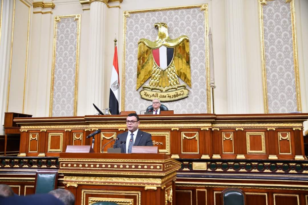 وزير الإسكان : التوسع فى توفير عدادات المياه الذكية ومسبقة الدفع لزيادة نسب التحصيل