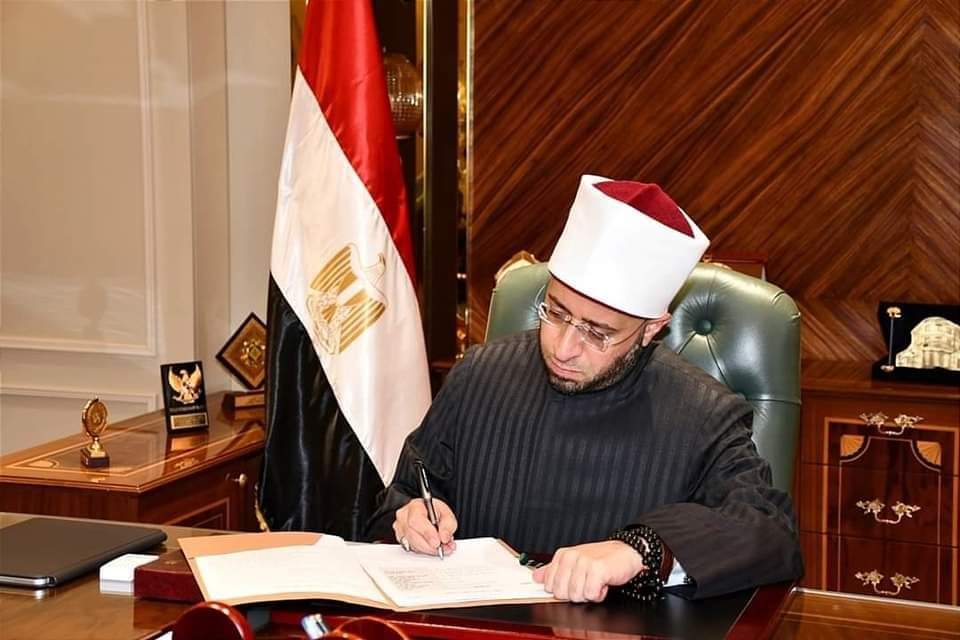 وزير الأوقاف : زيادة عقود خطباء المكافأة الملحقين على البندين ٣/٤ و ٣/١