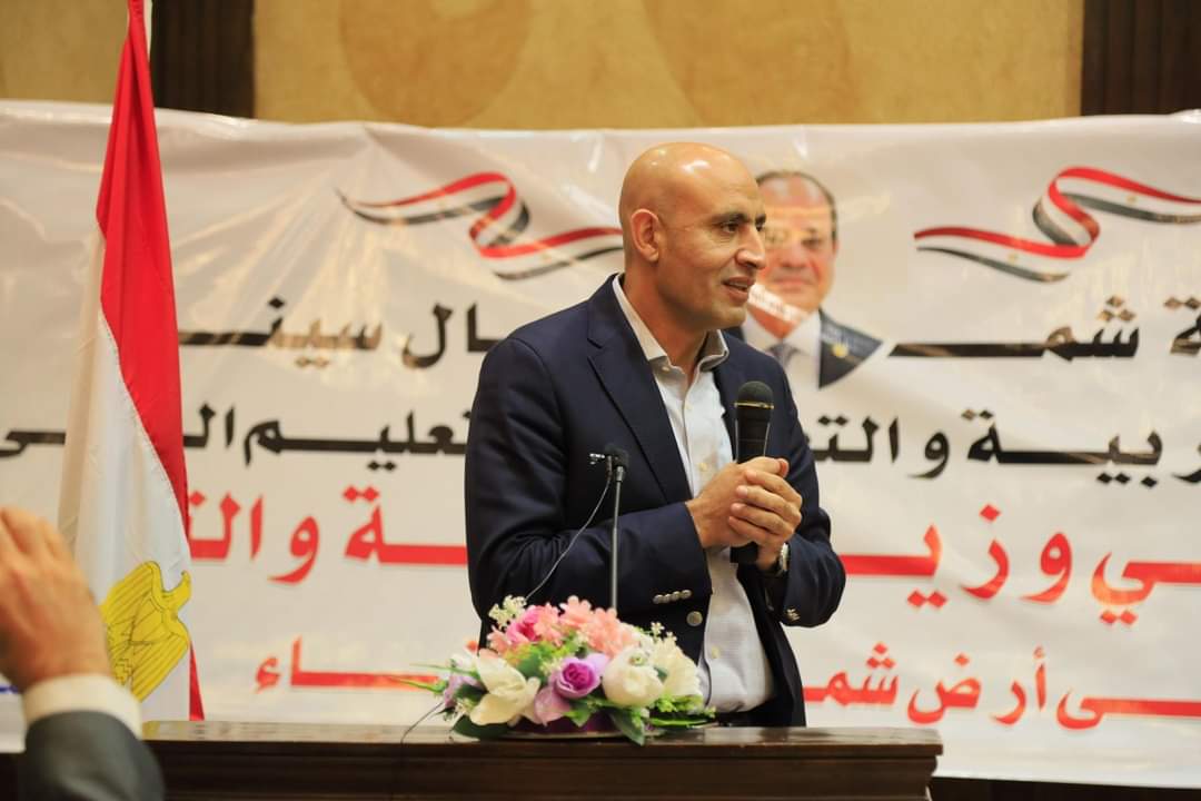 عبد اللطيف من شمال سيناء : اهتمام كبير من القيادة السياسية بتطوير التعليم وبناء الإنسان 