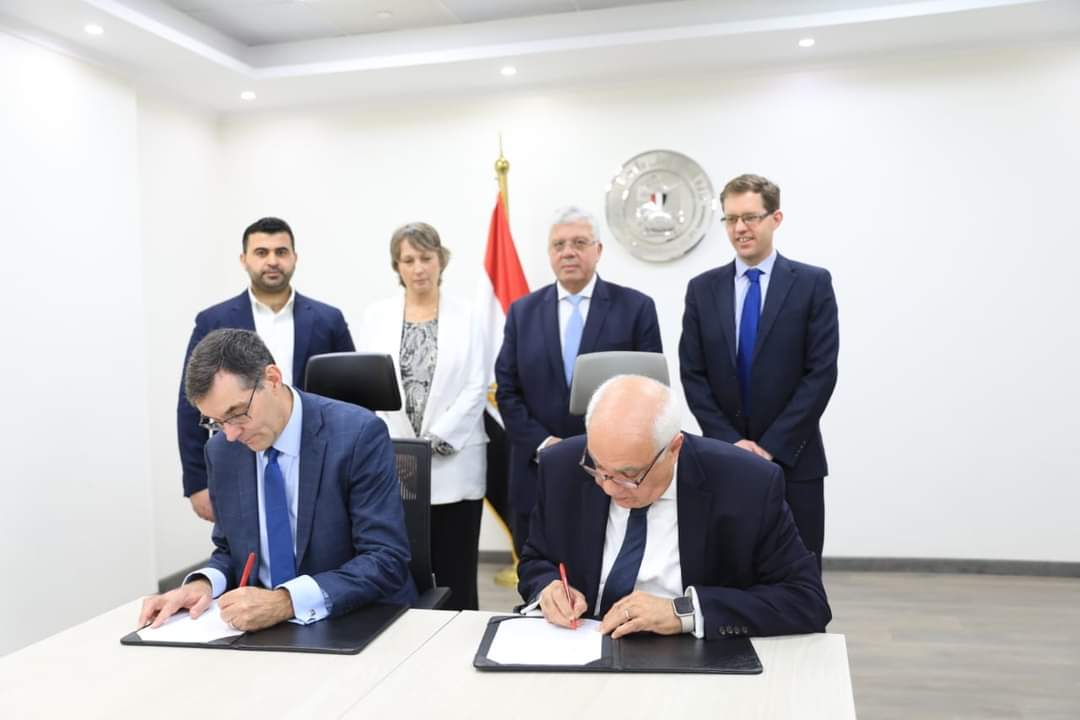 وزير التعليم العالى يشهد توقيع خطاب نوايا بين جامعتى المستقبل وإيست إنجليا البريطانية