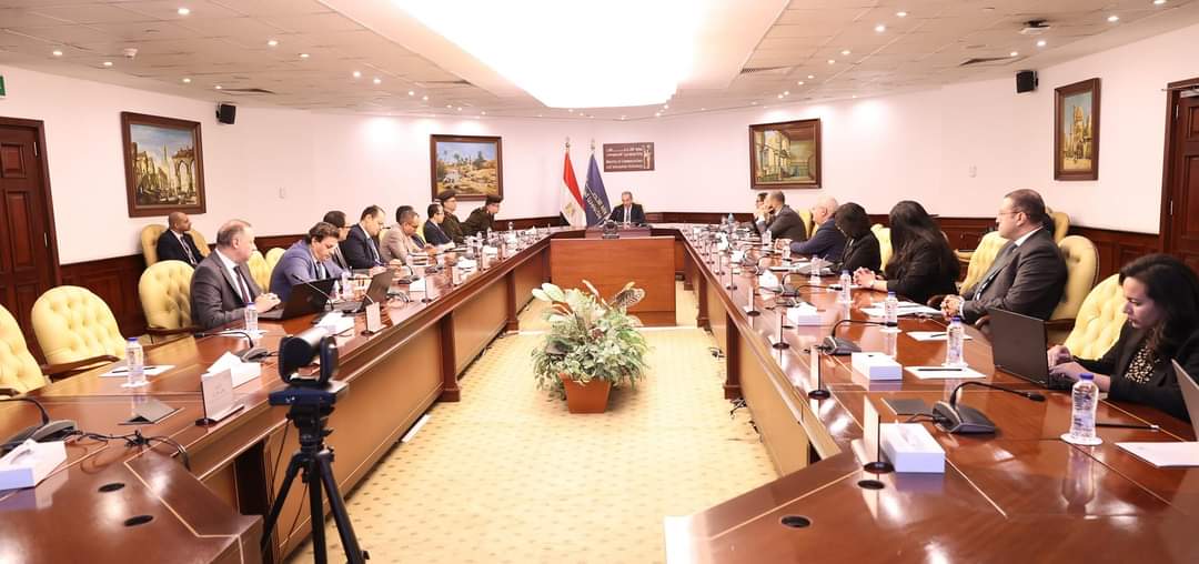 وزير الإتصالات يترأس اجتماع المجلس الوطنى للذكاء الاصطناعى