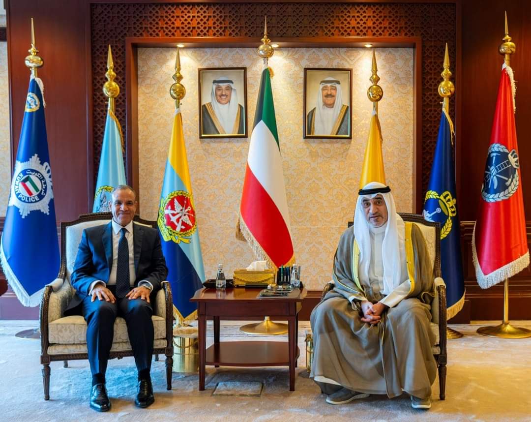 وزير الخارجية يجتمع مع رئيس الوزراء ووزير الداخلية ووزير الدفاع الكويتى - الخبر لايف