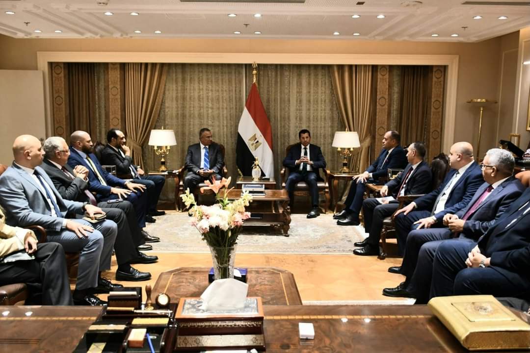 وزير الرياضة يلتقى مجلس إدارة الاتحاد المصرى لكرة السلة بتشكيله الجديد