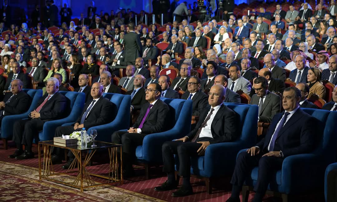 رئيس الوزراء يشهد افتتاح الملتقى والمعرض الدولى للصناعة 
