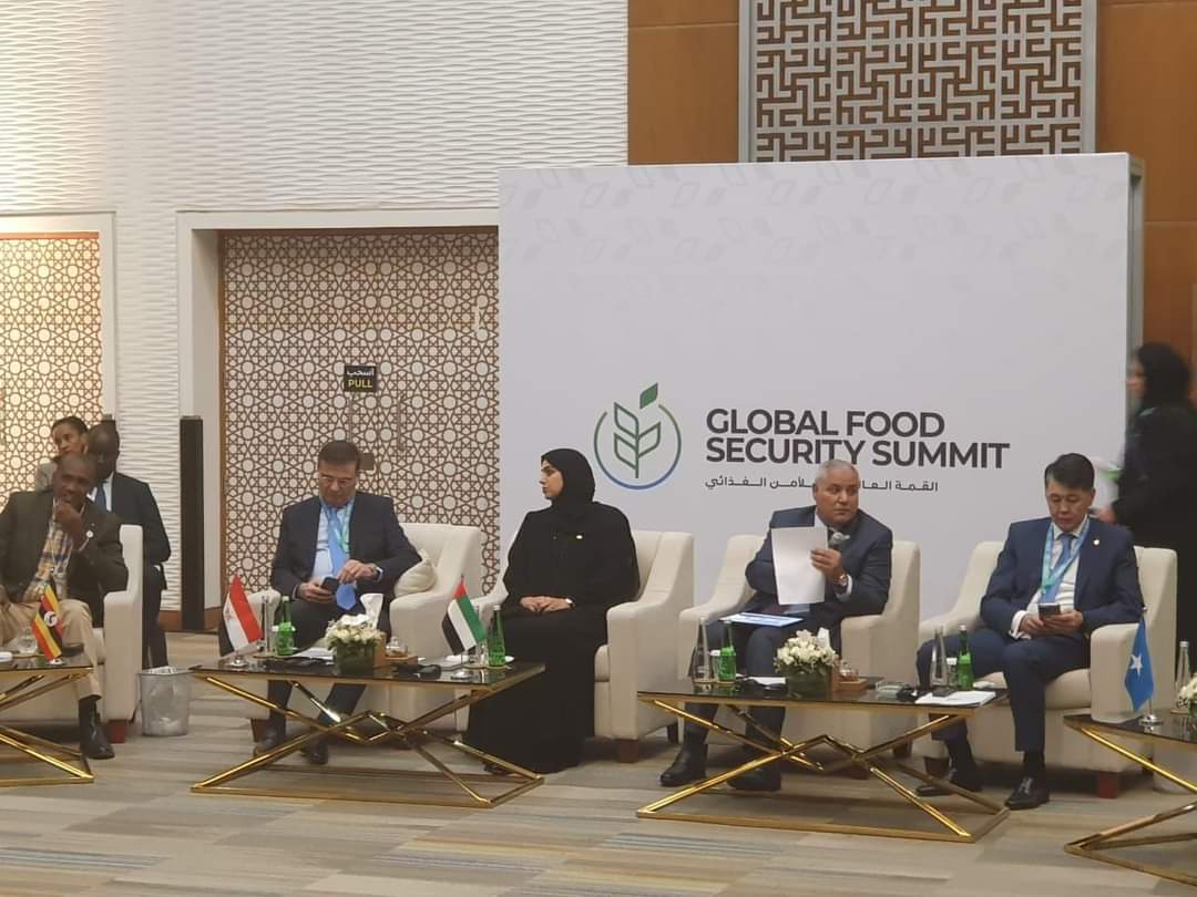 وزير الزراعة أمام قمة أبوظبى :الدولة المصرية اتخذت خطوات هامة لتحقيق الأمن الغذائى 